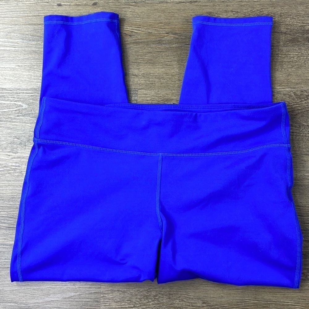 GapFit Women’s Blue Crop Activewear Leggings, size XL